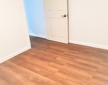 195 Broadway - Photo Thumbnail 12