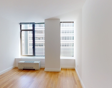 10 Hanover Square - Photo Thumbnail 4