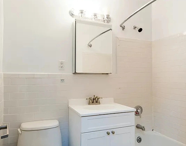 3 Bed Columbus Avenue - Photo Thumbnail 4