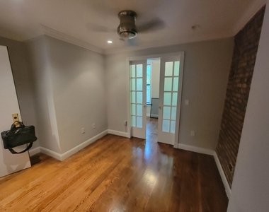 521 East 5th Street - Photo Thumbnail 5