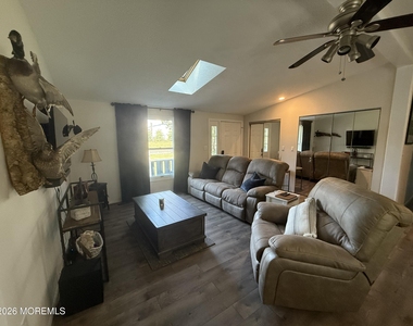 940 Anderson Road - Photo Thumbnail 13