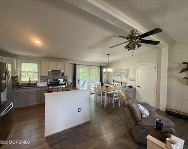 940 Anderson Road - Photo Thumbnail 14