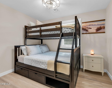 501 Forman Avenue - Photo Thumbnail 17