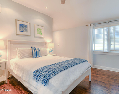 94 Embury Avenue - Photo Thumbnail 18