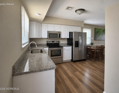 141 5th Street S - Photo Thumbnail 4