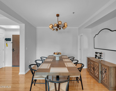 22 Cooper Avenue - Photo Thumbnail 5