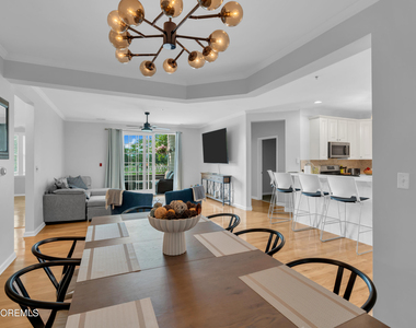 22 Cooper Avenue - Photo Thumbnail 6