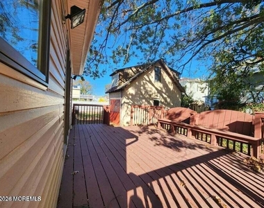 225 Shore Boulevard - Photo Thumbnail 14