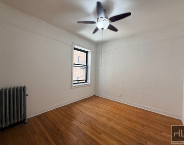 Tiemann Place - Photo Thumbnail 6