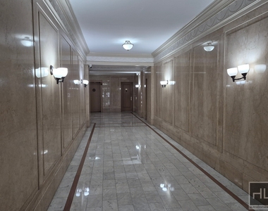 West 104 Street - Photo Thumbnail 4