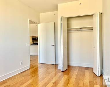 West 96th Street - Photo Thumbnail 1