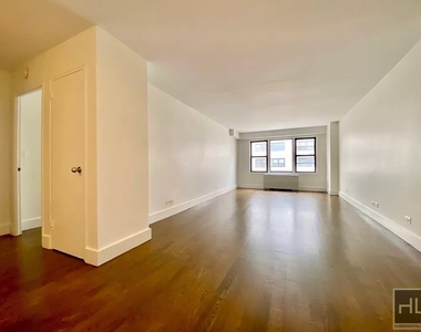 East 63 Street - Photo Thumbnail 1