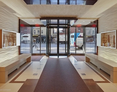 8th Avenue - Photo Thumbnail 4