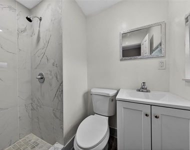 1541 Nw 7th Terrace - Photo Thumbnail 8