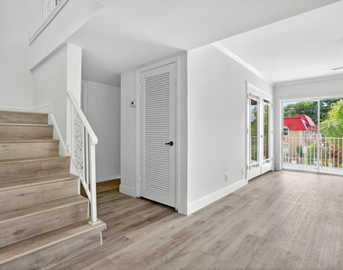 495 Se 8th Street - Photo Thumbnail 7