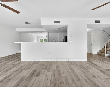 495 Se 8th Street - Photo Thumbnail 31