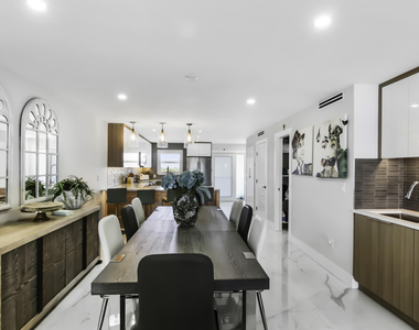 44 Yacht Club Drive - Photo Thumbnail 9