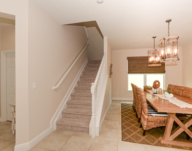 713 Nw Leonardo Circle - Photo Thumbnail 17