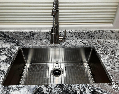 19103 N Emerald Cove Way - Photo Thumbnail 2