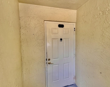 1850 Homewood Boulevard - Photo Thumbnail 1