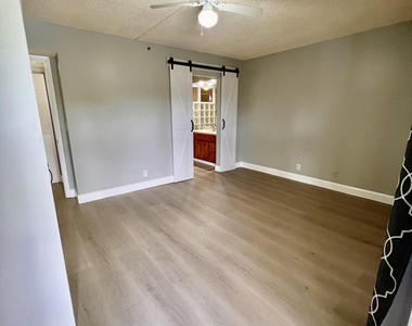 1850 Homewood Boulevard - Photo Thumbnail 10