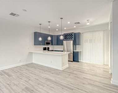 502 Sw 4th Avenue - Photo Thumbnail 7