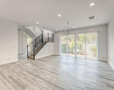 502 Sw 4th Avenue - Photo Thumbnail 4