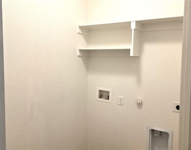 11504 Starlight Ranch Trail - Photo Thumbnail 8