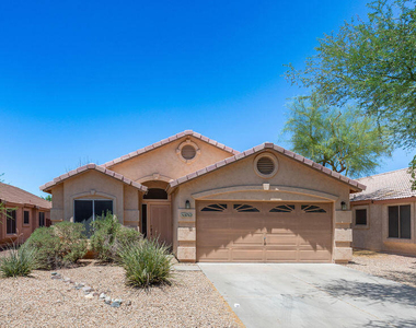 6762 W Del Mar Lane - Photo Thumbnail 28
