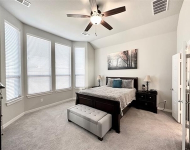 1593 Kessler Drive - Photo Thumbnail 11