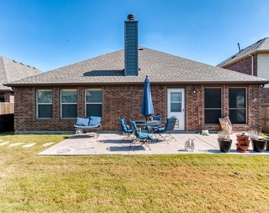 1404 Pillar Bluff Way - Photo Thumbnail 22