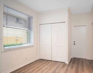 2166 Hacienda Terrace - Photo Thumbnail 20
