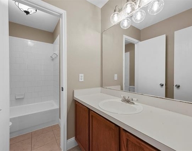 3805 San Lorenzo Drive - Photo Thumbnail 27