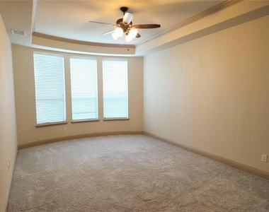 1208 Melcer Street - Photo Thumbnail 18