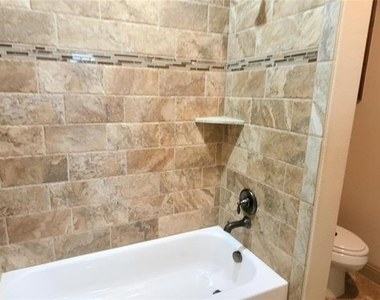1208 Melcer Street - Photo Thumbnail 28