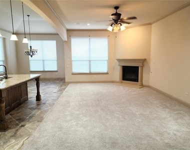 1208 Melcer Street - Photo Thumbnail 13
