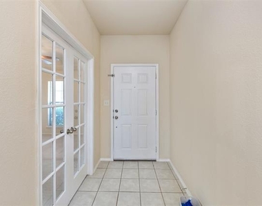 1200 Sierra Blanca Street - Photo Thumbnail 2