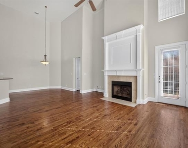 1145 Pedernales Trail - Photo Thumbnail 6