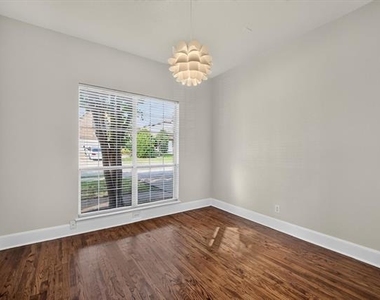 1145 Pedernales Trail - Photo Thumbnail 5