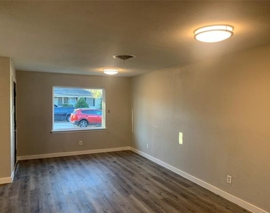 10004 Olmos Drive - Photo Thumbnail 2