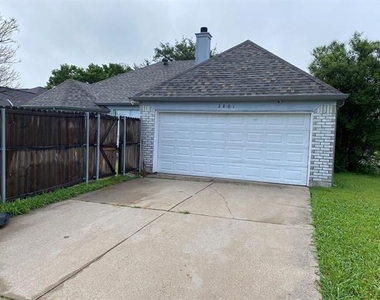 2801 Clearmeadow Drive - Photo Thumbnail 11