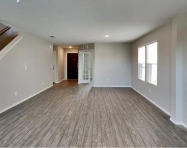 1139 Clear Dusk Lane - Photo Thumbnail 5