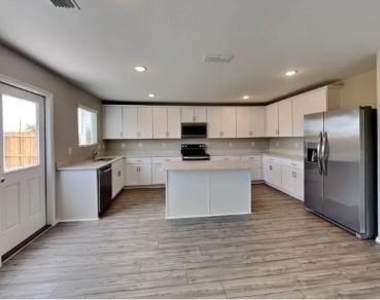 1139 Clear Dusk Lane - Photo Thumbnail 2