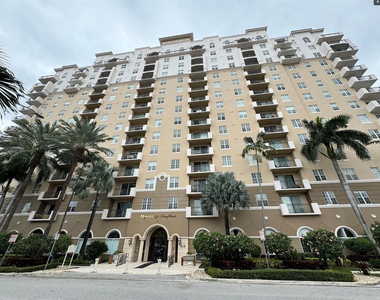 616 Clearwater Park Road - Photo Thumbnail 1