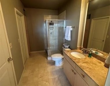 3225 Turtle Creek Boulevard - Photo Thumbnail 30
