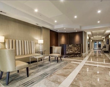 3225 Turtle Creek Boulevard - Photo Thumbnail 6