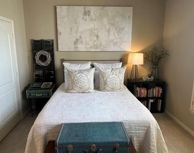 3225 Turtle Creek Boulevard - Photo Thumbnail 28