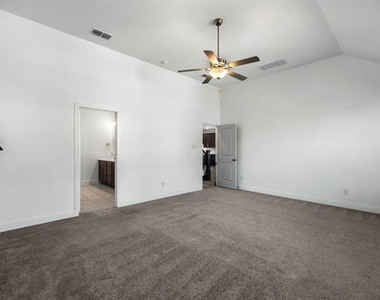 1812 Pecos Drive - Photo Thumbnail 16