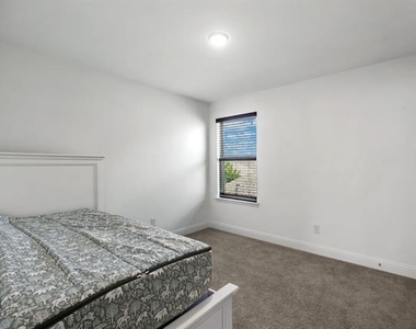 1812 Pecos Drive - Photo Thumbnail 25