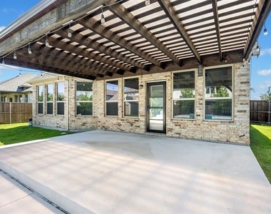 1812 Pecos Drive - Photo Thumbnail 35